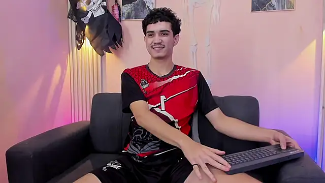 alejo_hadders on Stripchat