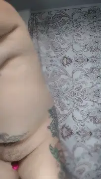 IAM_YOURF8CK1NGQUEEN