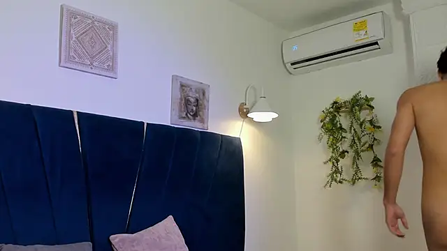 ZAN_181 live cam on StripChat