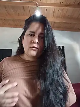 Clara_Arg live cam on StripChat
