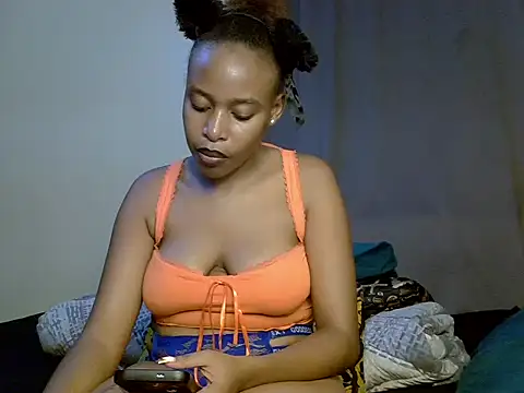 Baby_racy live cam on StripChat