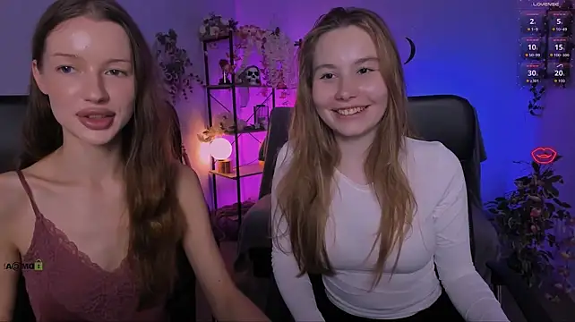 khloebeauty live cam on StripChat