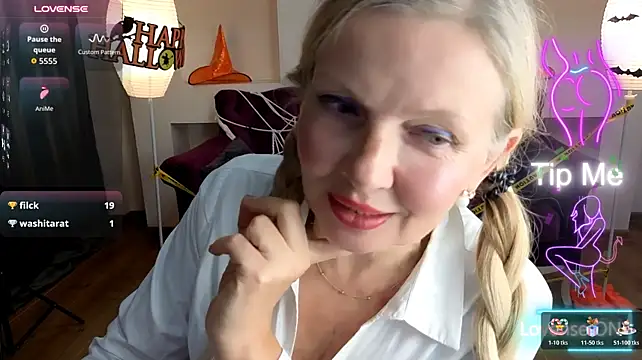 NicoletteRose_ live cam on StripChat