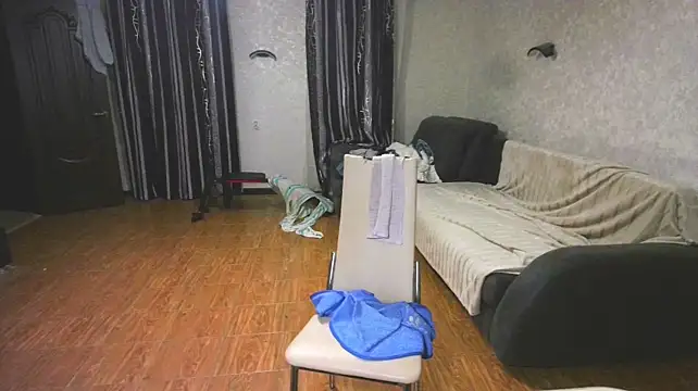 aleksandr17119 live cam on StripChat