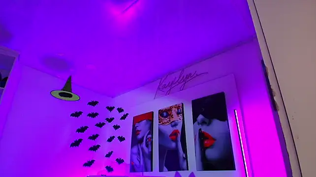kayilyn live cam on StripChat