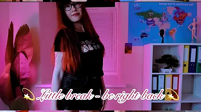 carolgiggly (F young) - Shake tits