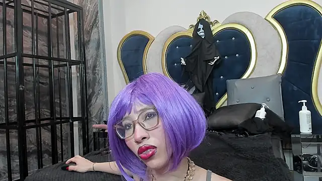 Mara_Gonzalez live cam on StripChat