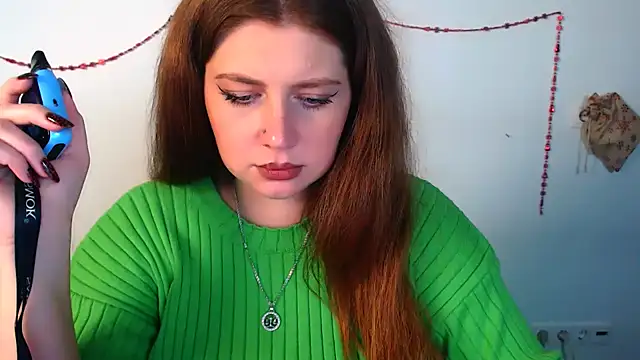 Lizzy_Love live cam on StripChat