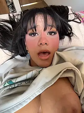 adalinarusell_ webcam
