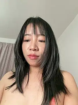 luluyaa live cam on StripChat