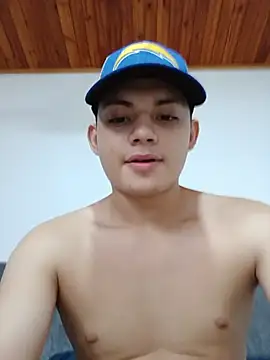 tony_pinkcock live cam on StripChat