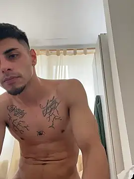 Aronfox23