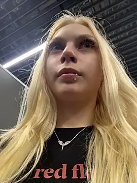 AngelinaTous