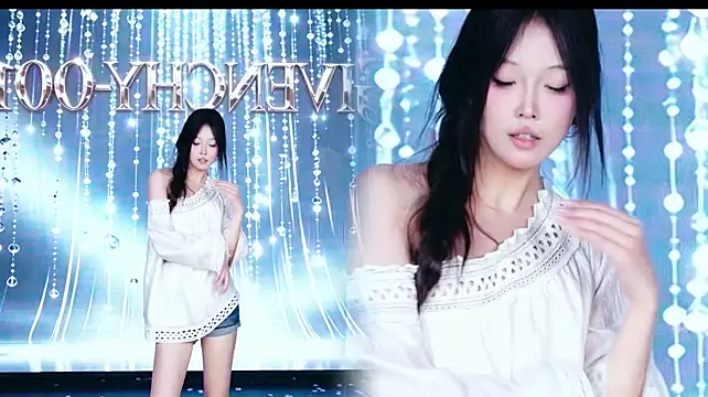 GIVENCHY-001 live cam on StripChat