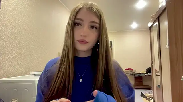LashundaWilbourn live cam on StripChat