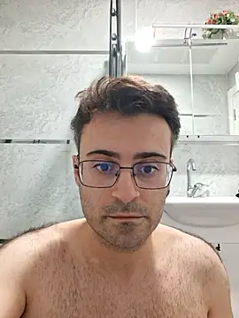 HugeTurkishCock live cam on StripChat