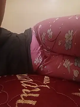 Farah-_nono live cam on StripChat
