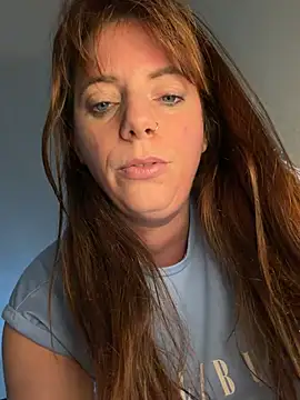 serenafr live cam on StripChat