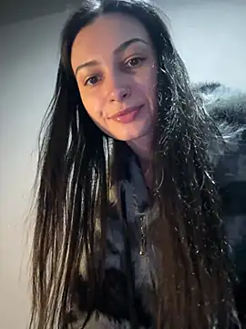 lunalovelee live cam on StripChat