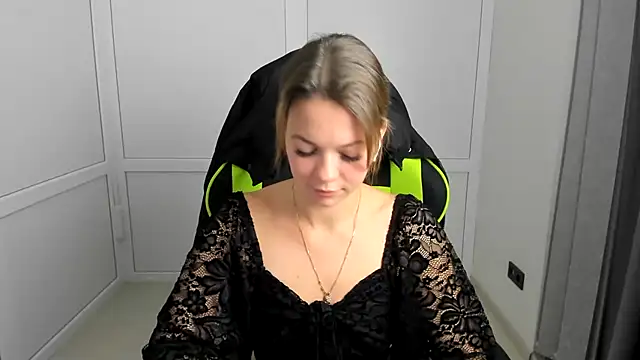 TessaSpring live cam on StripChat