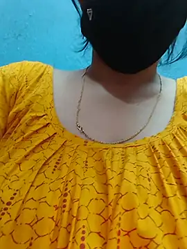 radhika7979 live cam on StripChat