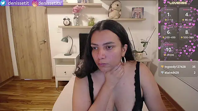 DenisseTits live cam on StripChat