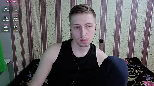 Darien_Brown live cam on StripChat
