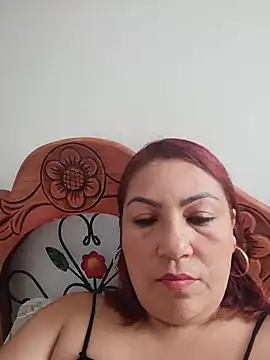 Agata_Traviesa live cam on StripChat