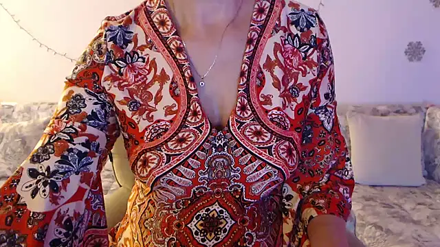 YourfantasyGiuly live cam on StripChat
