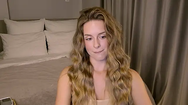 RozzitaBedberry live cam on StripChat