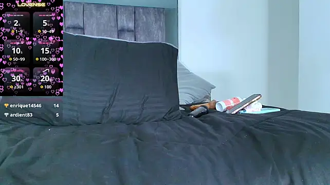 alyssia_ocean live cam on StripChat