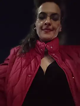 RebeccaNoble live cam on StripChat
