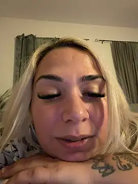 Monageil live cam preview