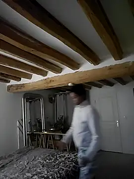 FATISSSE live cam preview