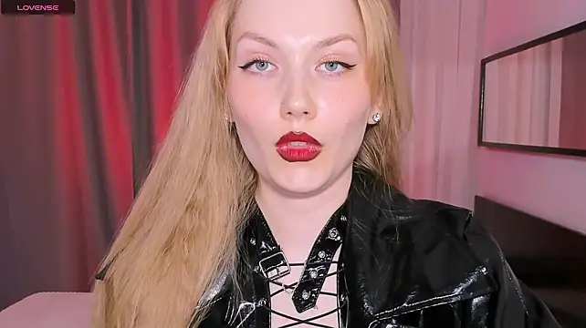 DakotaMabs live cam on StripChat