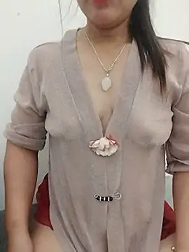 kelly-sex69 (F milf) - Let's go shopping together.