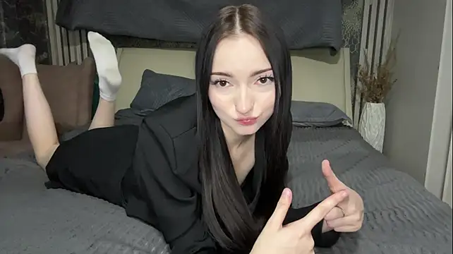missevelin (F teen) - Playfully Bite My Lips