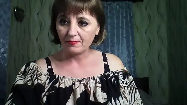 Alisaprice077 live cam on StripChat