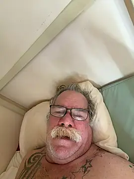 Caesar_Baxter live cam on StripChat