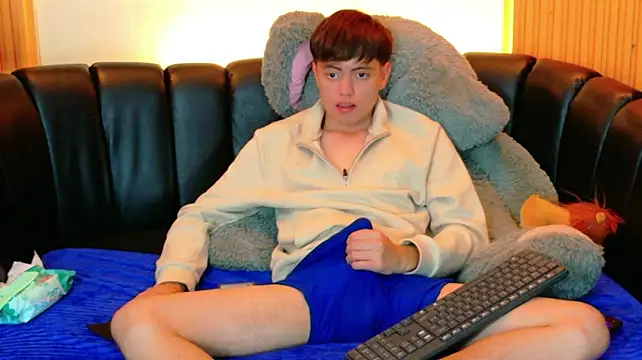 Brian_Montes live cam on StripChat