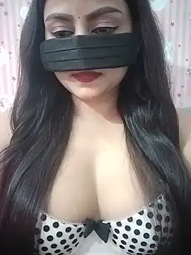 SAPNA-LOVEE live cam on StripChat