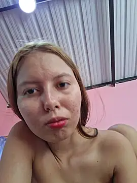 Khelmi live cam on StripChat