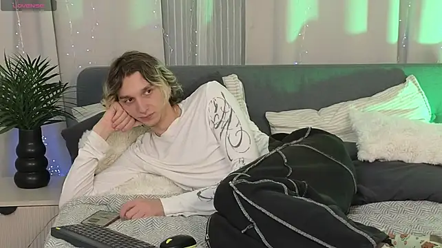 true_vamp live cam preview