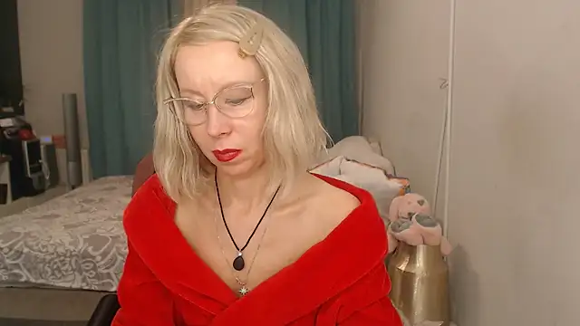 LuxuryNika
