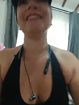 tata_sanz_ live cam preview