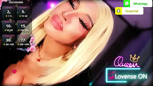UrDominantBella live cam preview