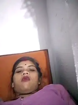 manbi_hot live cam on StripChat