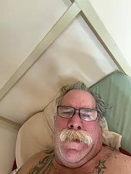 Caesar_Baxter live cam on StripChat