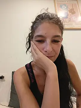 Sposini69 live cam on StripChat