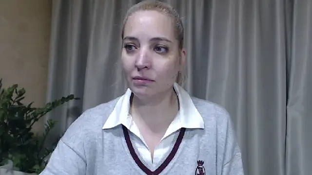 sweetpussy live cam on StripChat